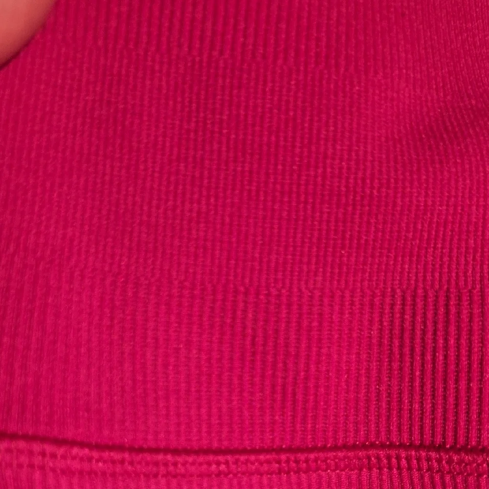 ALO Seamless Leggings In Magenta Crush NWOT